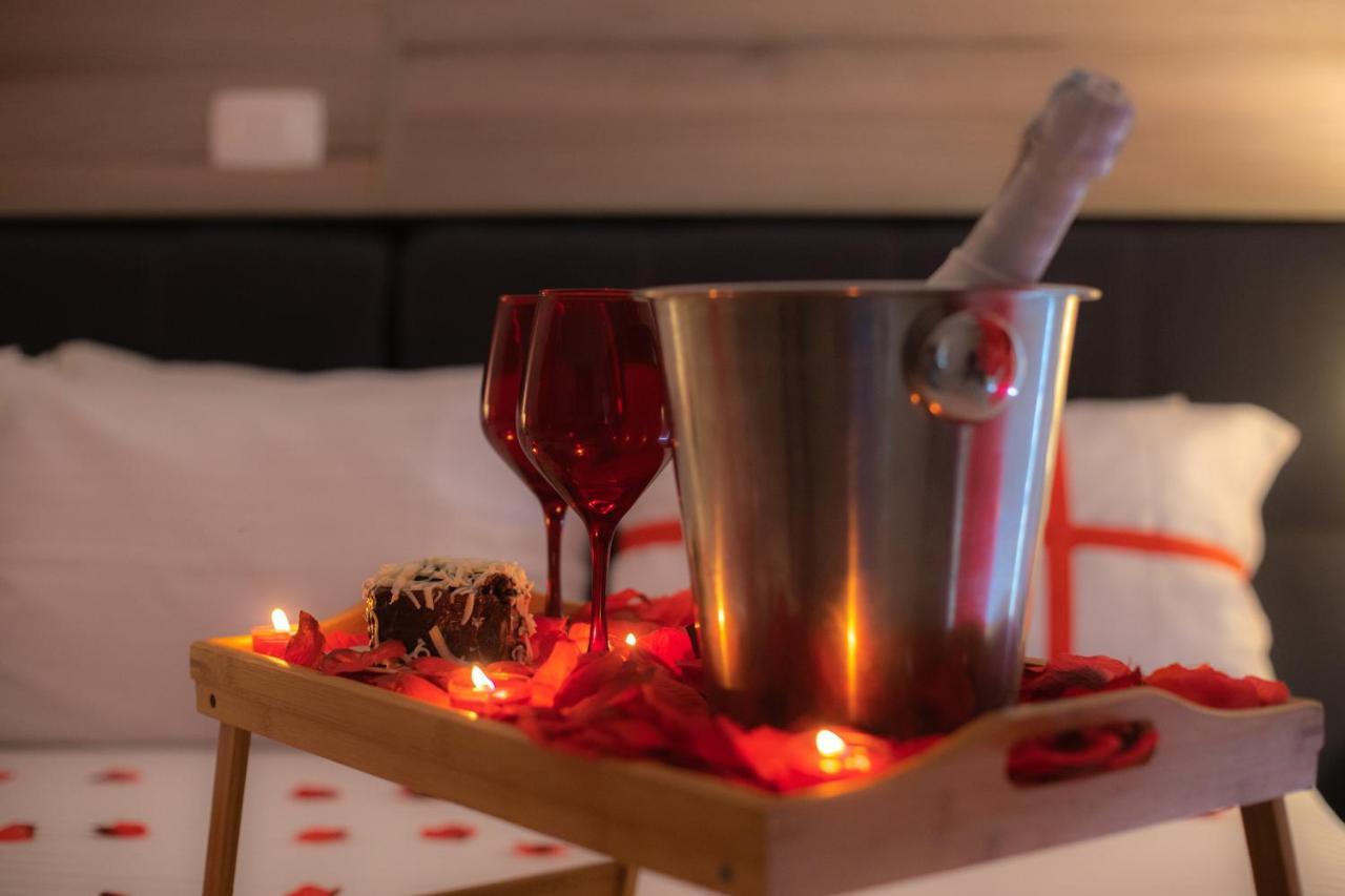Hotel Rosales Boutique 4*